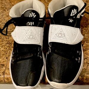 Nike Special Edition shoes mens from a  NON smoking home